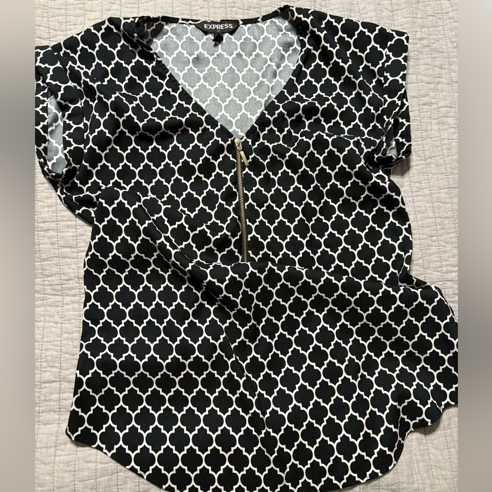 Express Black and White Patterned Blouse